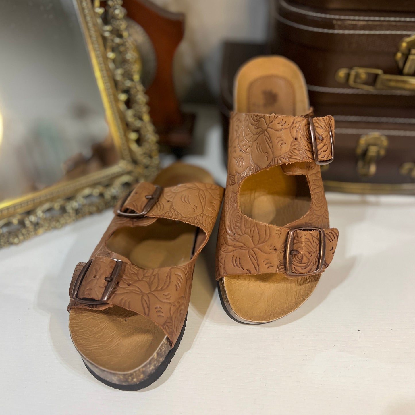Guadalupe Tooled Sandals - Clay Tan